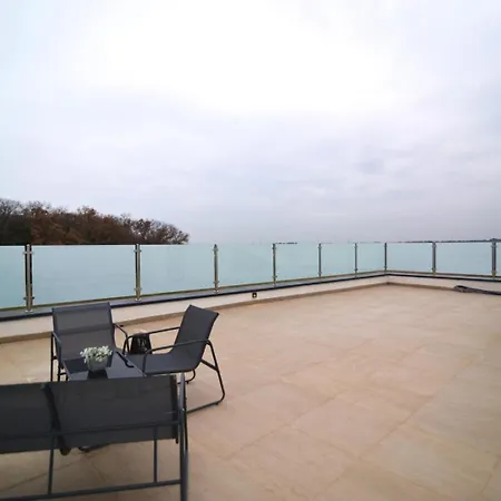 Mare & Mimi Luxury Collection Villa *
