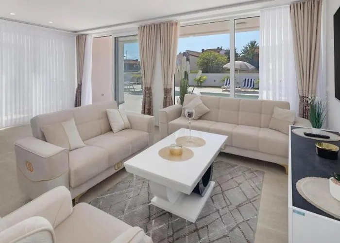 Villa Mare & Mimi Luxury Collection *