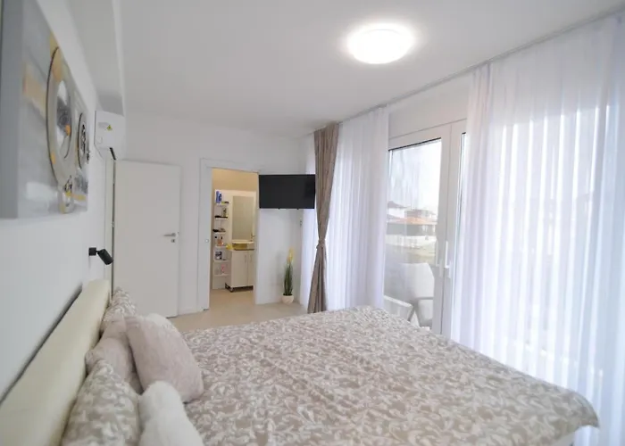 Villa Mare & Mimi Luxury Collection *