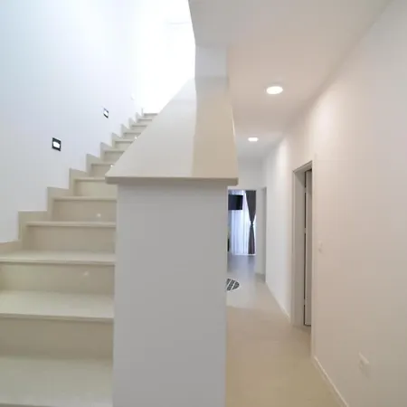 Mare & Mimi Luxury Collection ヴィラ ポレッチ